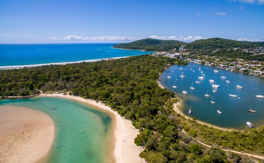 The beautiful beaches of Noosa are just a short drive away (in Australian terms) and make a great day trip.