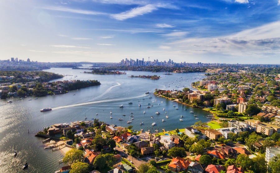 If you're renting out your property in Australia, you'll need to decide between a fixed-term and periodic tenancy.