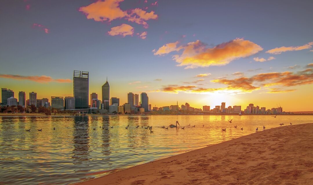 East Australia vs west Australia: which coast suits your lifestyle?