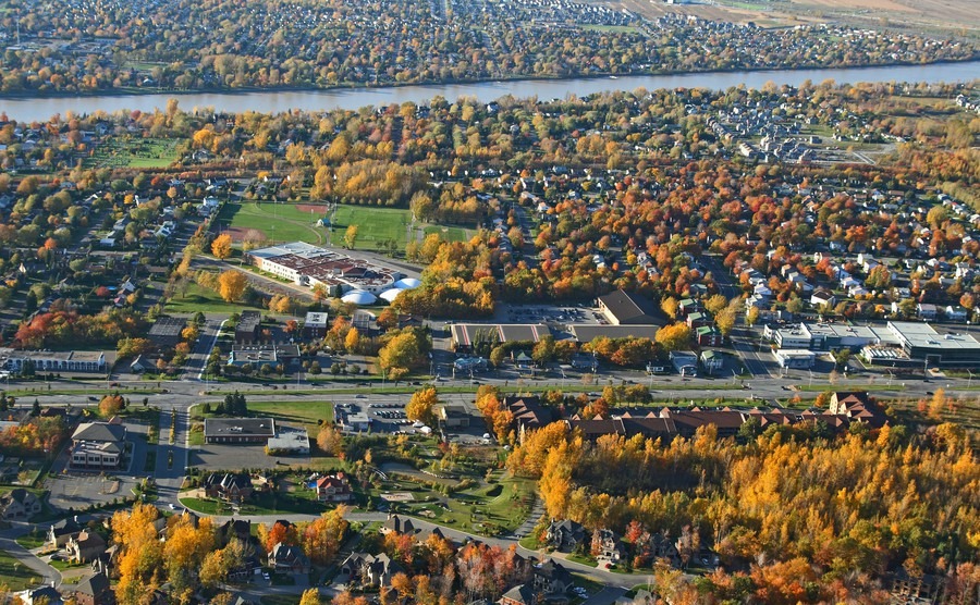 aerial-view-of-a-suburban-neighborhood-in-bright-colors-of-autumn