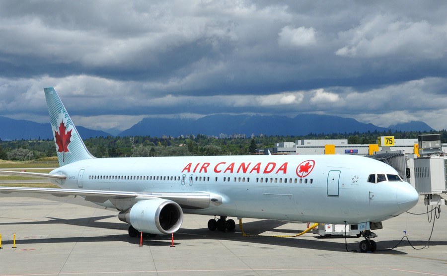 How to get a bargain flight to Canada