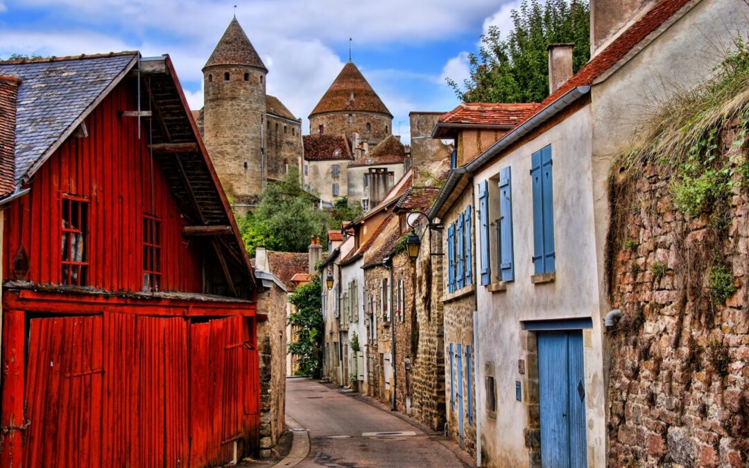 House-hunting in France with less than €100,000!