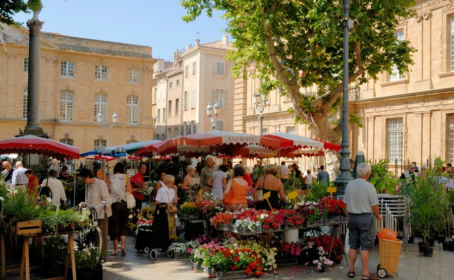 How to integrate into French life