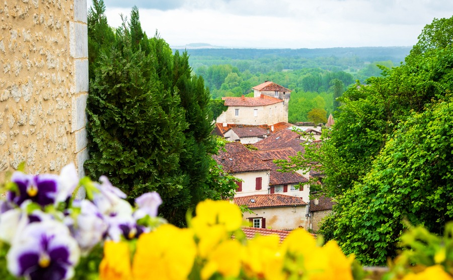 Aubeterre-sur-Dronne, near where Karen has bought her renovation project.