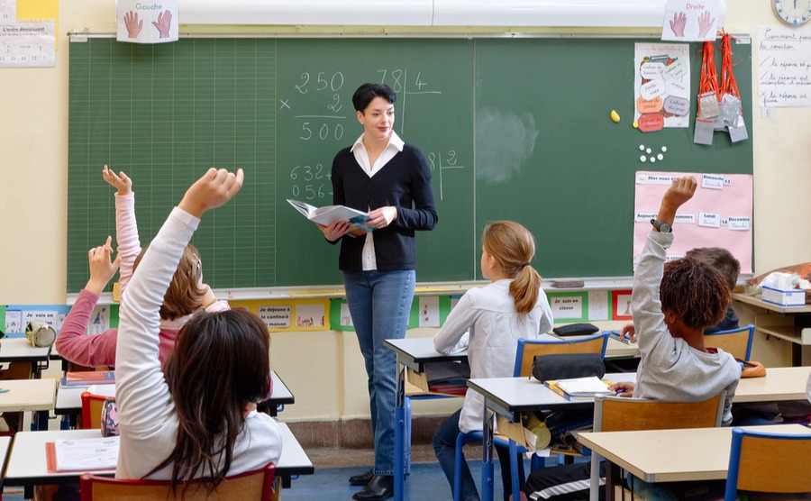 The children enjoy plenty of activities and trips in the French school system.