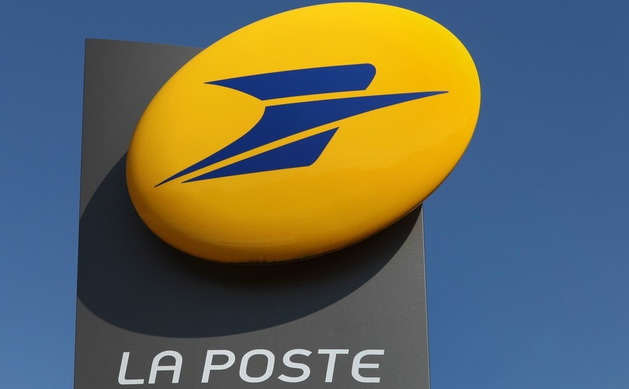 French postal workers set to watch over your elderly relatives