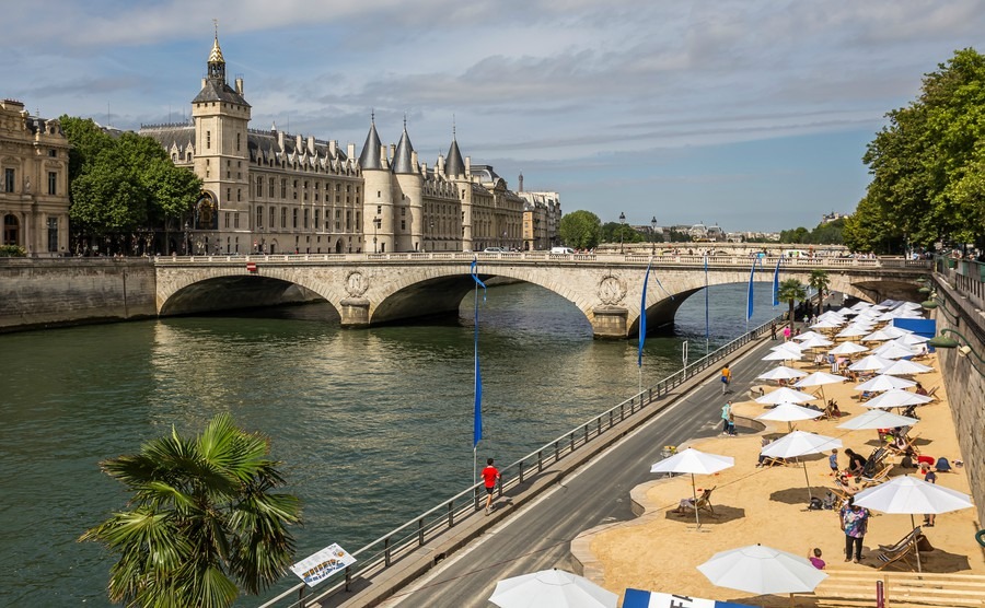 paris-france-july-19-on-the-seine