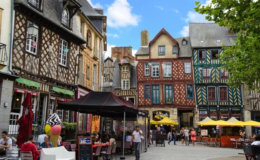 Is 2017 the year to sit pretty in a French city?