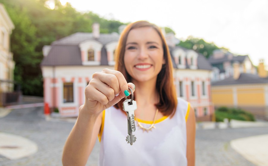 Why French estate agents are smiling