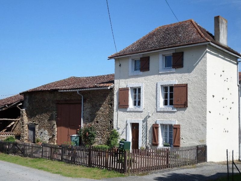 Imagine buying property in France in 2019 for just over €87,500 for a key-ready home.