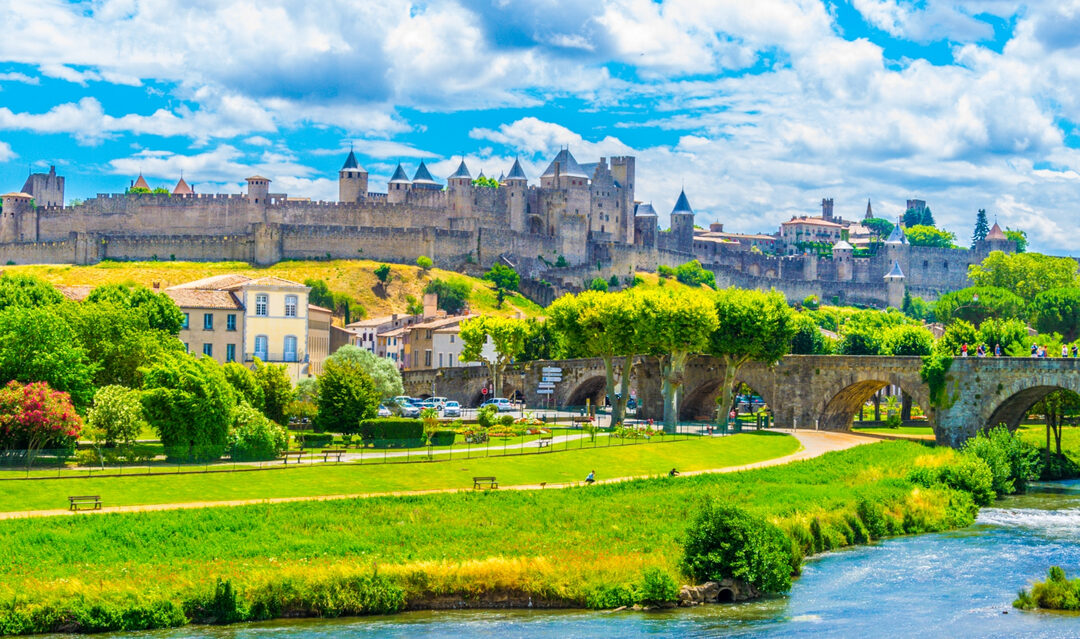 Discover the Aude: home of medieval cities, blue lagoons and black mountains