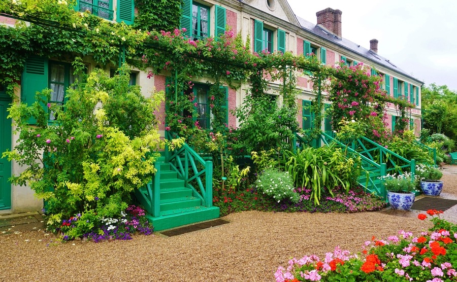 Monet's house and gardens are now a popular tourist attraction. EQRoy / Shutterstock.com