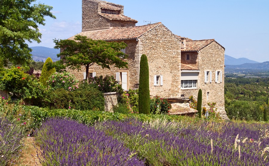The health and wellbeing benefits of rural life in France