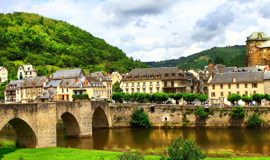 Could you be an estate agent in France?