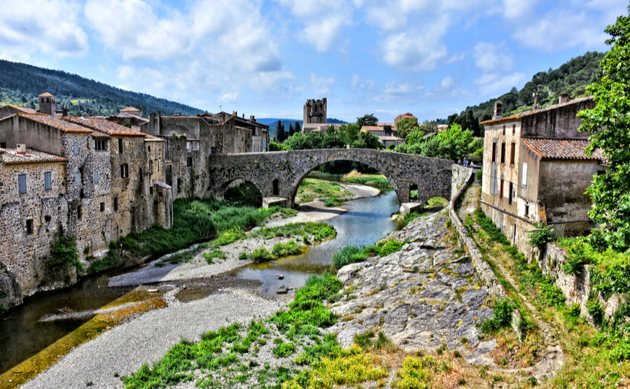 Lagrasse on the River Orbieu.