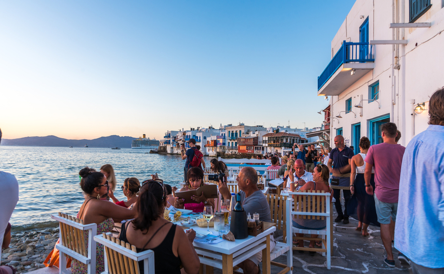 One of the best things about living in Greece is the café culture.