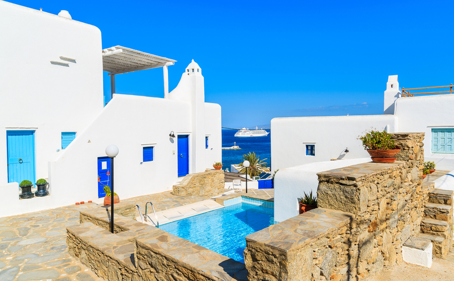 Making an offer on a home in Greece is easy with our seven handy pointers in mind!
