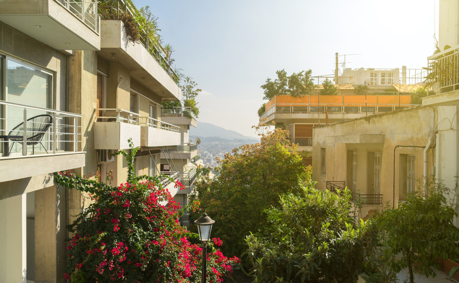 Athens leads growth in the Greek property market