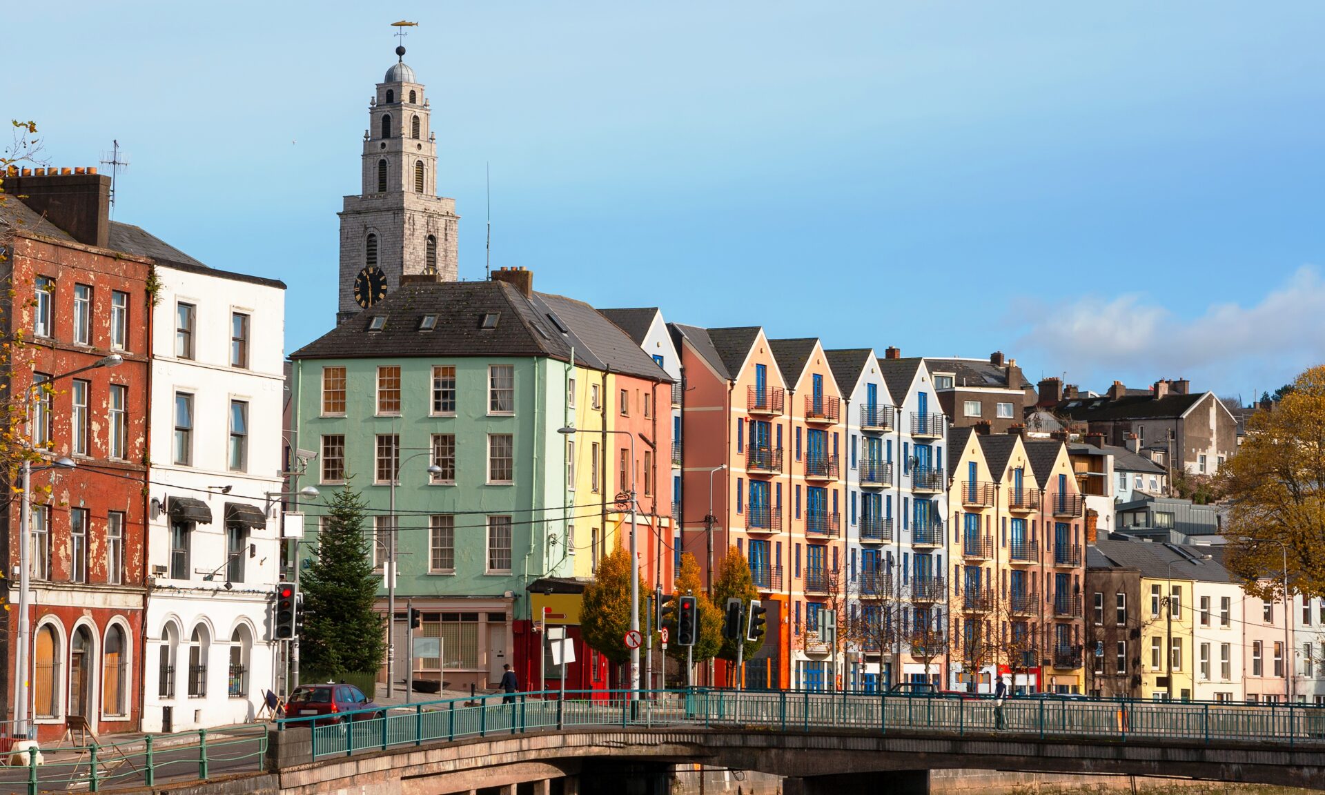 Dublin to Athy - 5 ways to travel via train, bus, taxi, car, and Uber