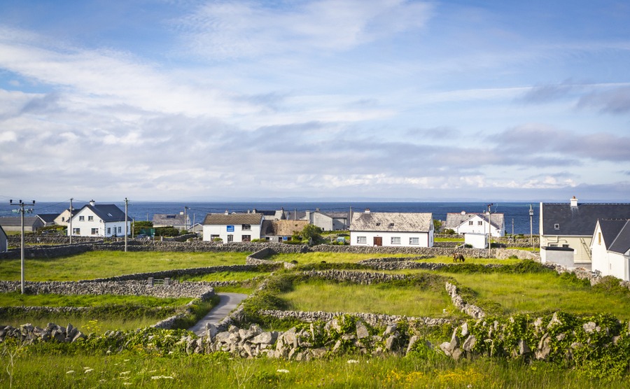 Setting a timescale for buying a home in Ireland gives you a list of key milestones to check off and an end-date to work towards.