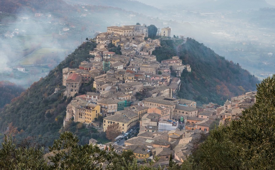 An Italian house for one euro