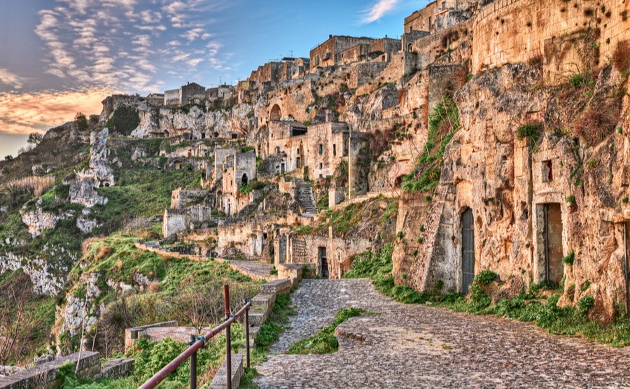 Italy's tourist sites continue to attract record numbers of visitors.