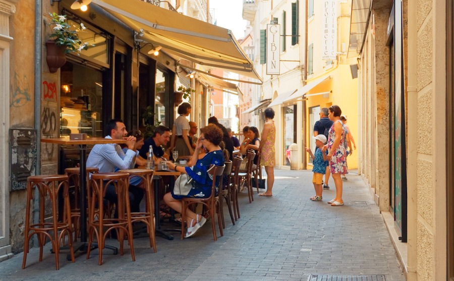 Treviso is the famous home of Prosecco! It's also a great place to buy a home in the Veneto for anyone looking for small-city living.