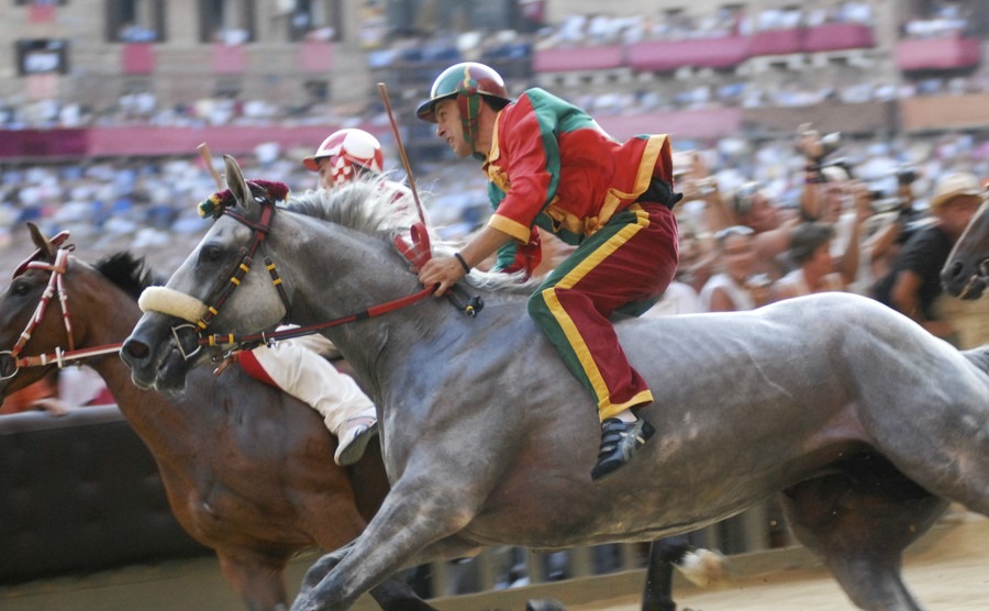 Traditional summer events in Italy