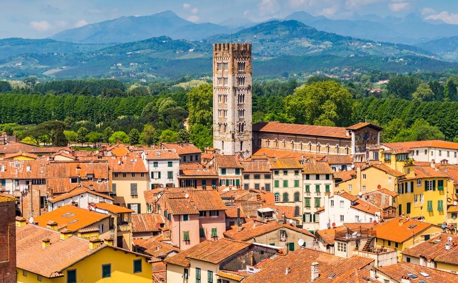 Where to buy a holiday home in Italy, Lucca