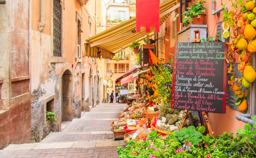 Why Italian food is the way to health, happiness and long life