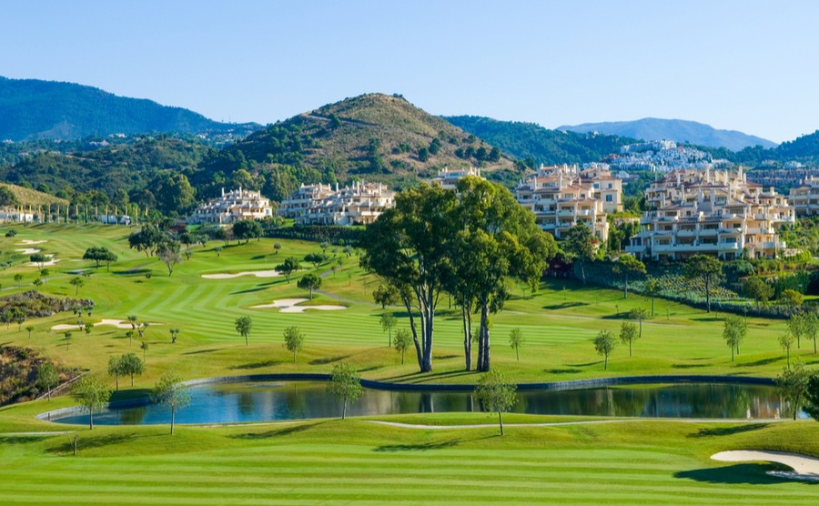 Benahavís, slightly further inland, has a picturesque old town and modern developments close to some fantastic golf courses.