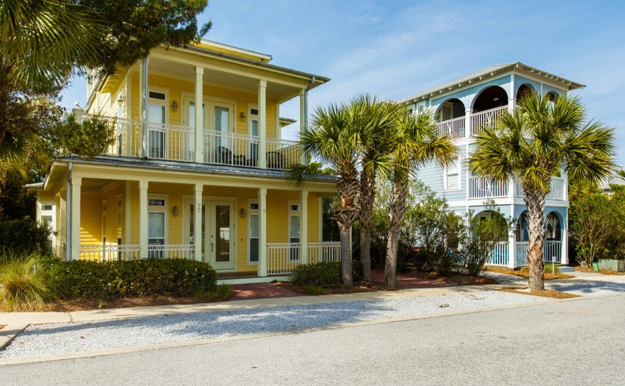 Do you need an American visa to buy property in the US? Fotoluminate LLC / Shutterstock.com
