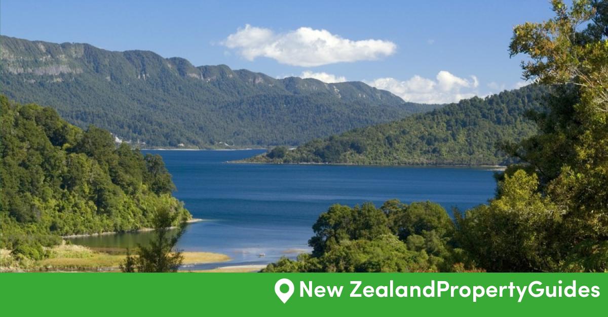 Buyers desert Auckland for cheaper towns New Zealand Property Guides