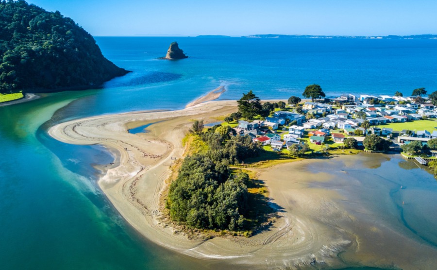 Deciding where to buy a house in New Zealand? Our area guide will help.