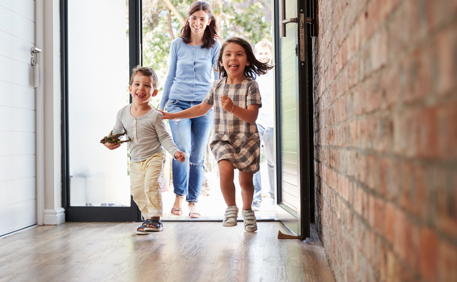 Tourists arriving at a New Zealand rental property