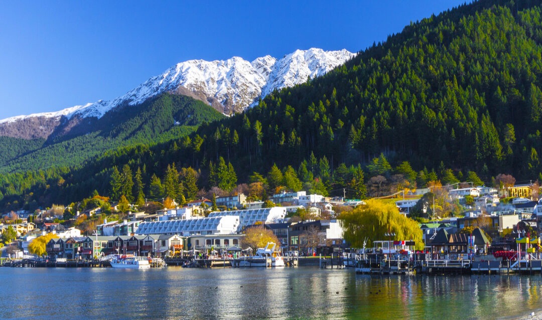 Can you travel to New Zealand at the moment?
