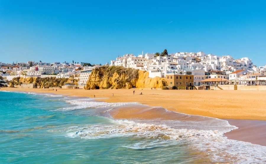 5 appealing towns near Blue Flag beaches in Portugal