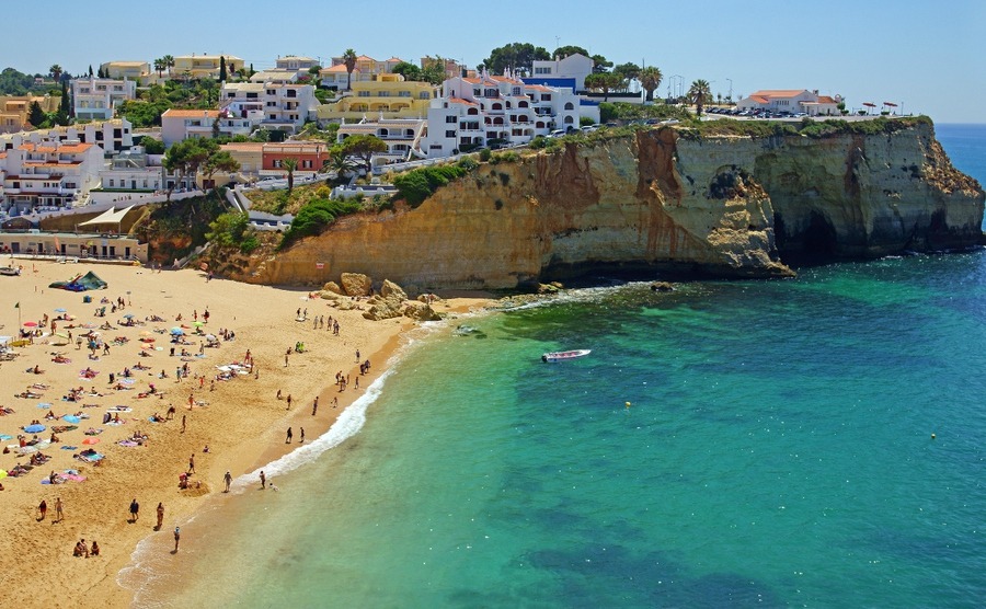 News round-up: Property sector booms in Portugal