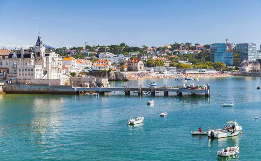 Upmarket Cascais is within easy reach of Lisbon, meaning day trips are simple!