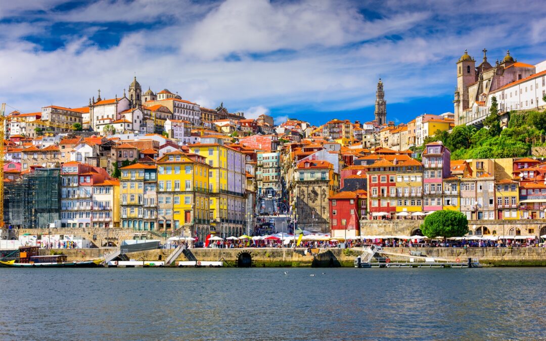 Nine out of ten holidays are within Portugal