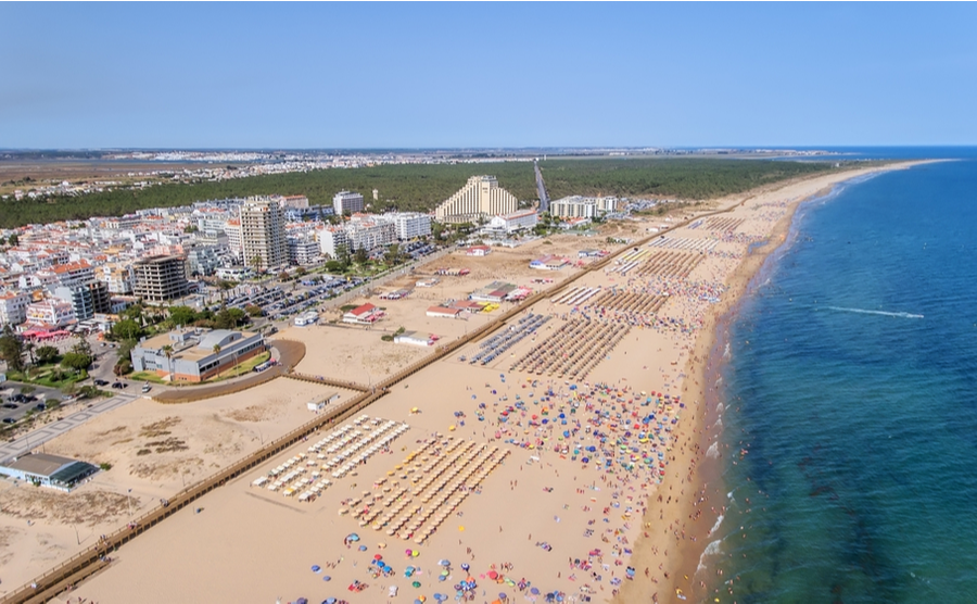 5 low-cost areas to buy property in the Algarve