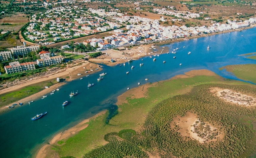 A holiday home in Portugal, in Cabanas de Tavira?
