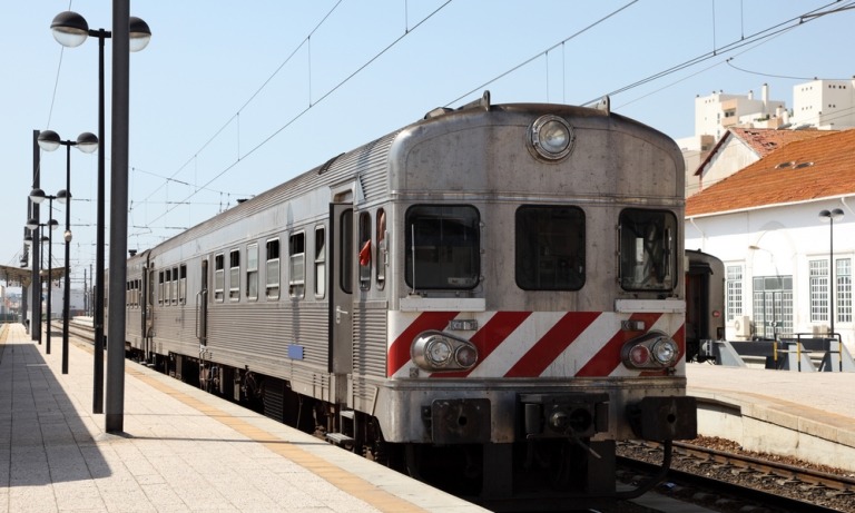 Portugal - price comparison - taking the train