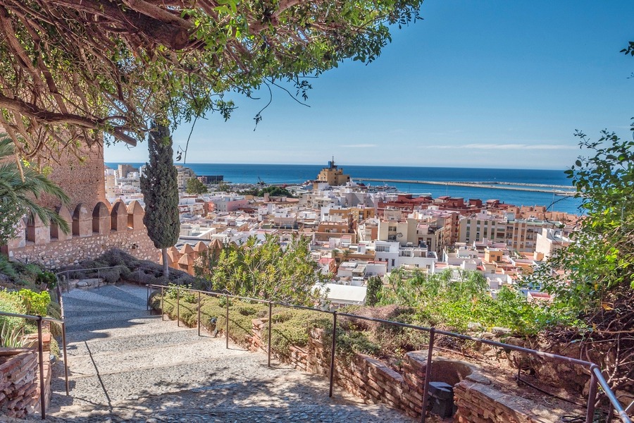 Almería has an unbeatable location, with the sea, mountains and the historic city of Granada all close by. Despite this, it still has some of the cheapest homes in Spain.