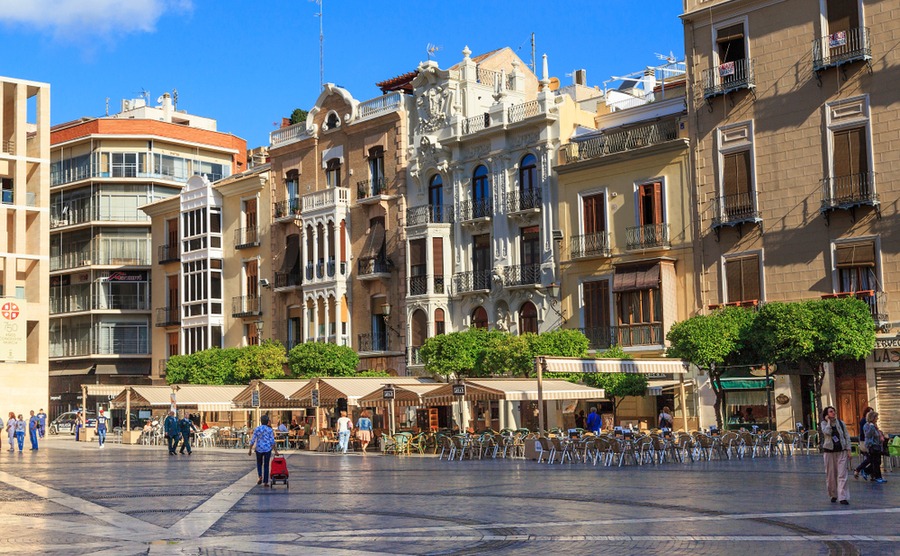 Sit and enjoy a few of Murcia's typical tapas in one of the city's many squares. goga18128 / Shutterstock.com