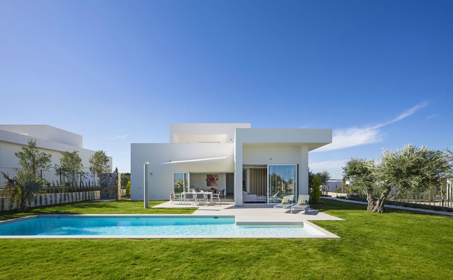 This exclusive project of luxury villas on the famous Las Colinas Golf has peaceful, quiet, low-density homes on sale for €690,000. Click on the image to view more details.