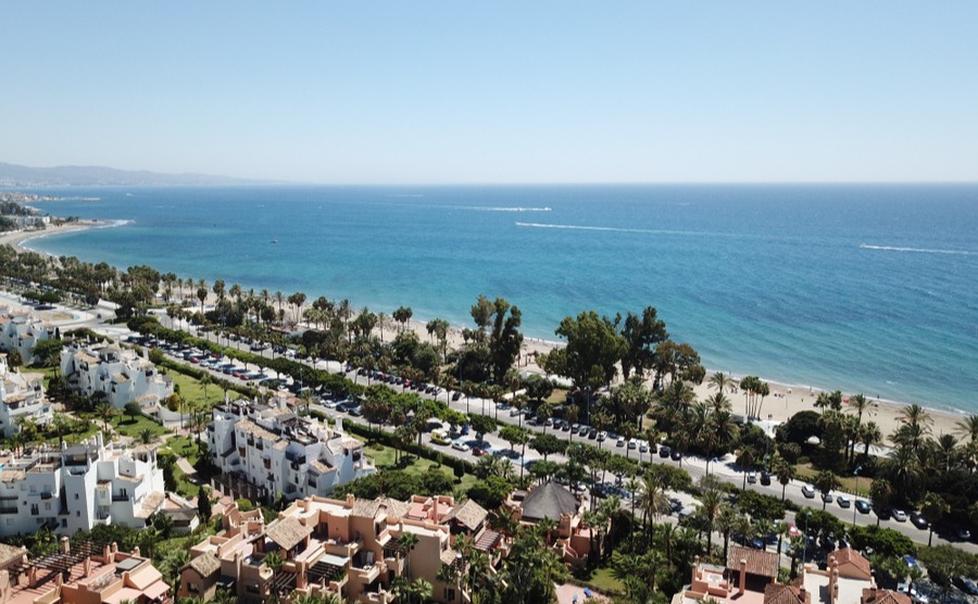 San-Pedro-de-Alcántara has a fantastic long promenade.