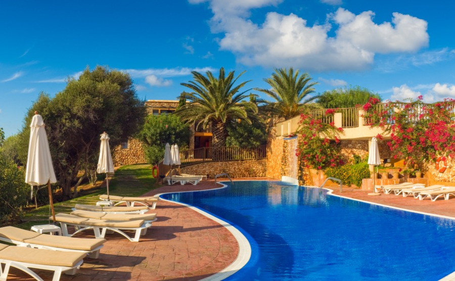 What rental income in Spain can I expect from a holiday home?