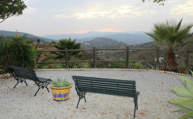 benches looking out to the sunset