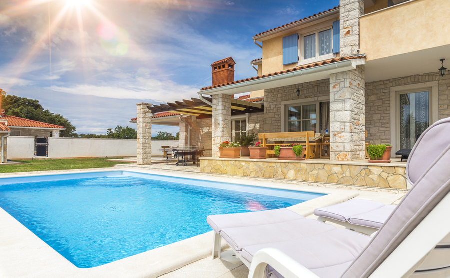 Start by viewing homes online before coming out to Spain.